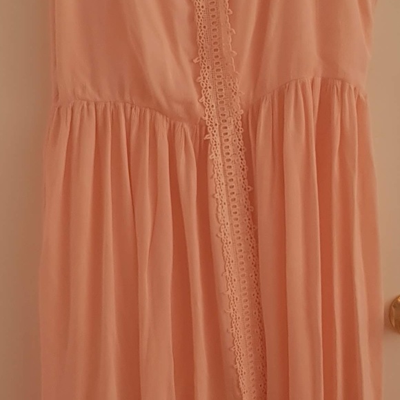 dress - Picture 3 of 8